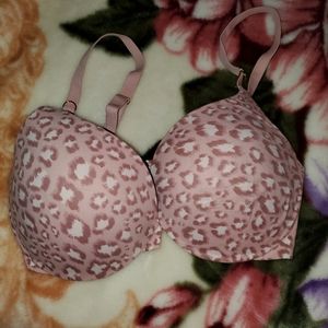 Victoria Secret Incredible Perfect Shape Bra